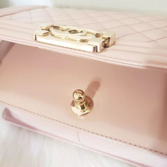 Chanel Medium Boy Bag - Picture 11 of 13